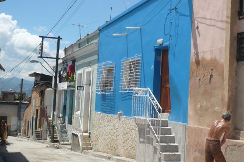 salsa/cuba/voyage2011/padrepico/maisonbleuue.jpg